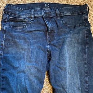 GAP “Favorite Jegging” Size 31